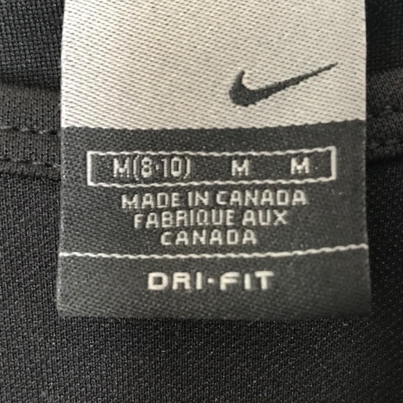 Vintage, Nike Dry Fit, Women’s Relaxed Fit, Short Sleeve Black T-Shirt - Picture 7 of 10